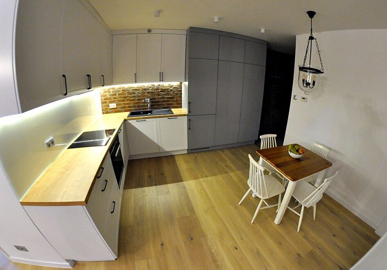 panele w kuchni, montaż ukłądanie, wykończenie wnętrza mieszkania w Szczecinie