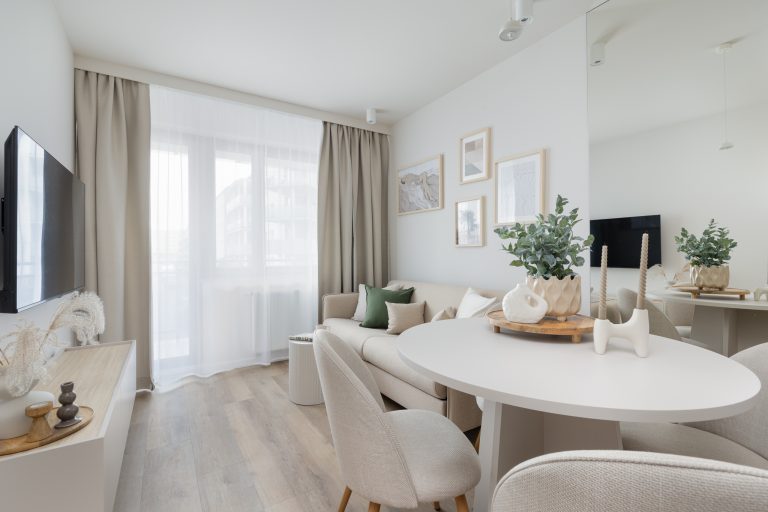 Wykończenie apartamentu Szczecin- salon - Petrohouse