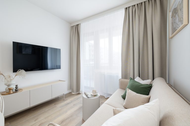 Wykończenie apartamentu Szczecin - salon - Petrohouse